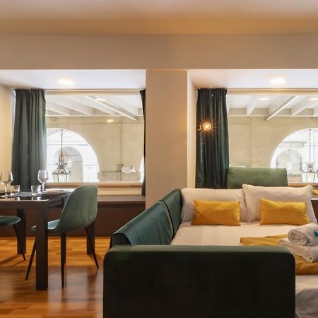 Turin Bed & Books By Wonderful Italy ตูริน ภายนอก รูปภาพ